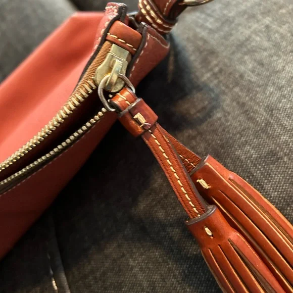 Dooney & Bourke bag - Picture 8 of 8
